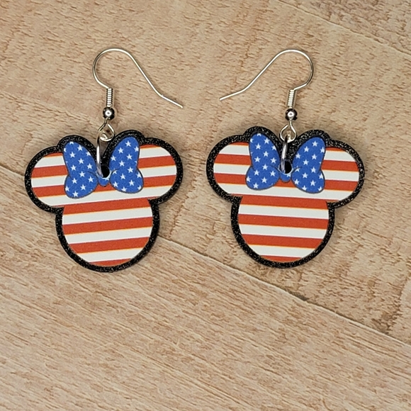 Jewelry - Acrylic Minnie American Flag Dangle Earrings